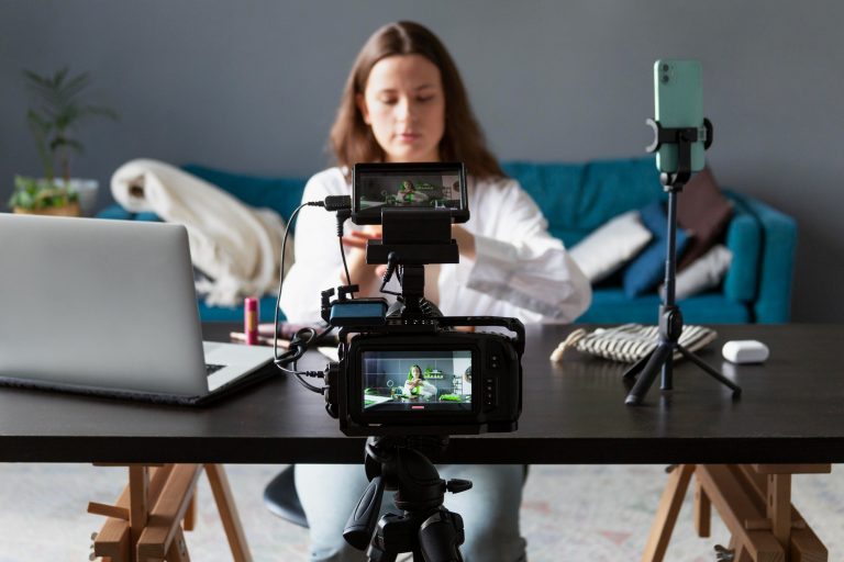 Lights, Camera, Success: Unveiling the 5 Benefits of Video Marketing